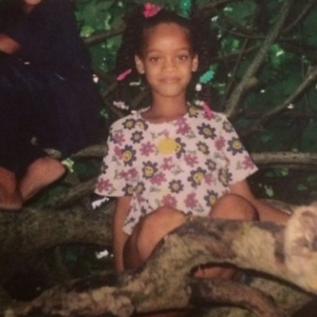 throwback, Rihanna Posts a picture of when he was younger to social Media